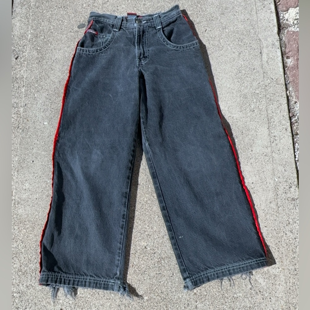 Black JNCOS flame heads with Red Side Stripes